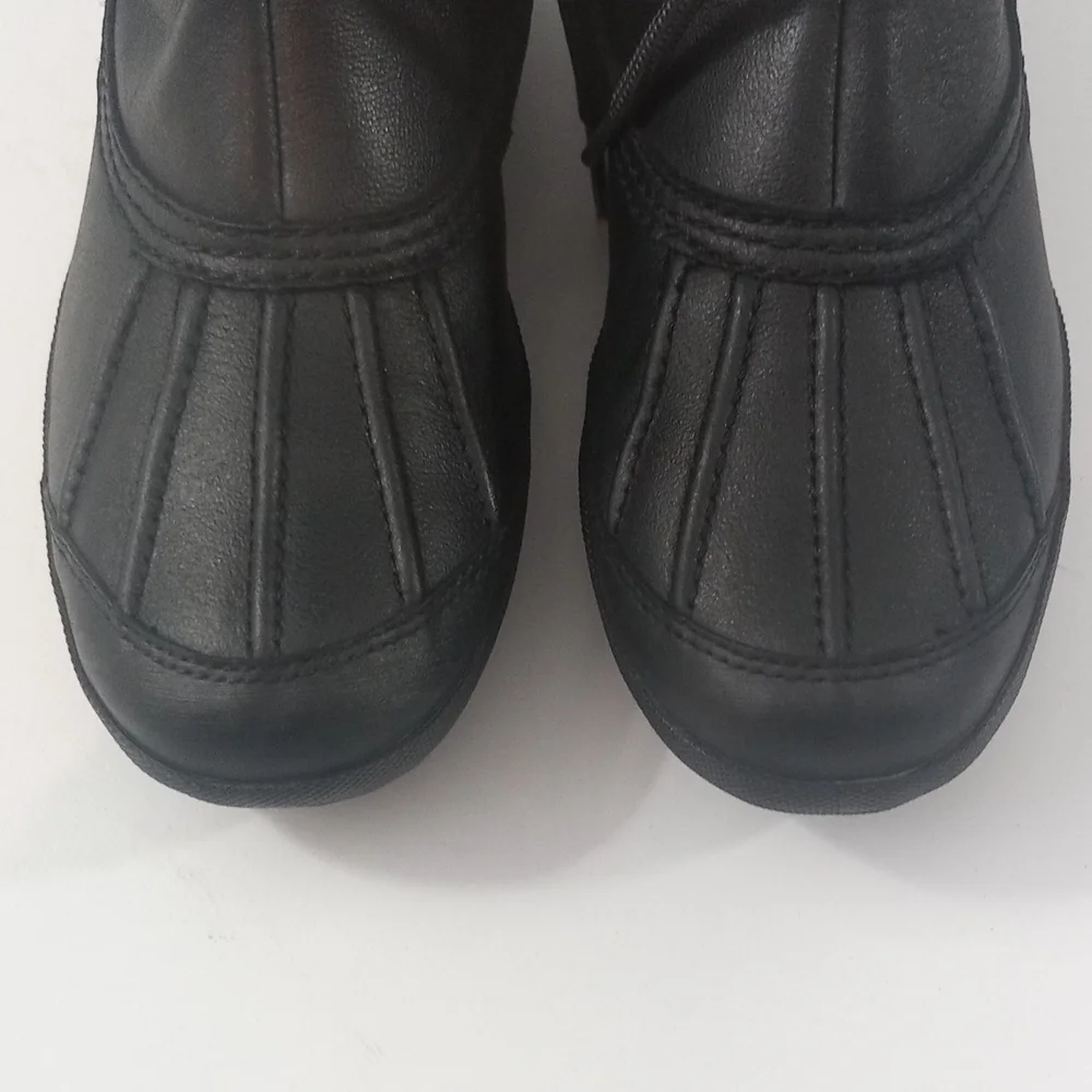 UGG leather waterproof boots - size 7 US - Picture 6 of 12